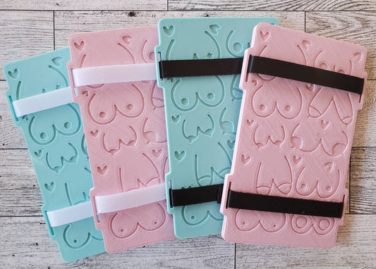 Freeze flat, breast milk storage, freezer stash, breast milk freezer storage, milk storage, milk freezer